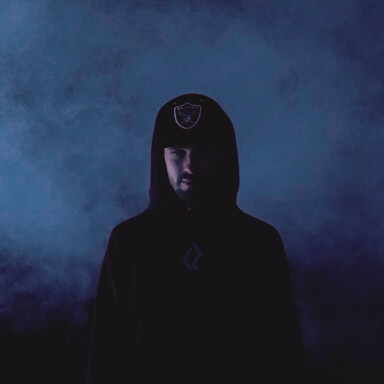 Oglak portrait photo